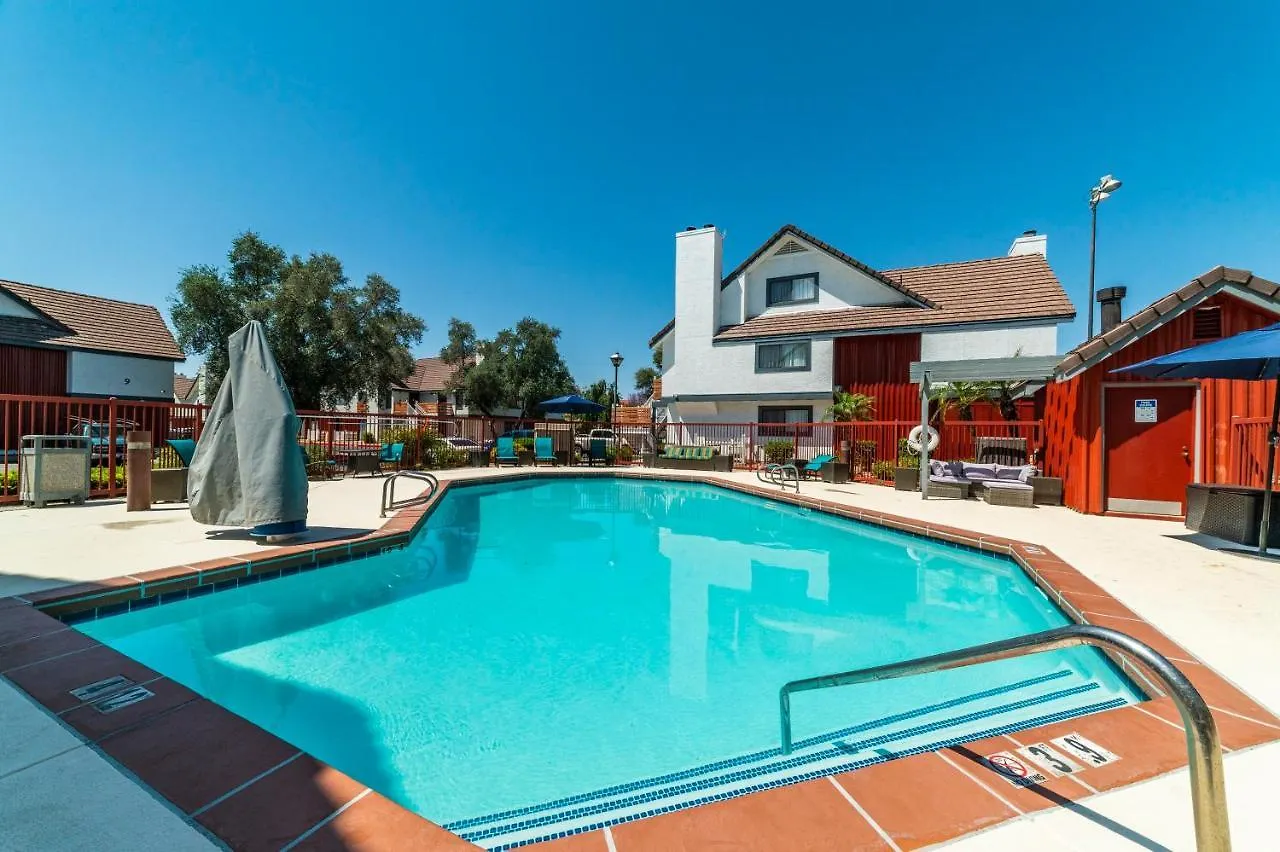 Metro Phx Downstairs Studio Sleeps 4 Ada Accessible Phoenix
