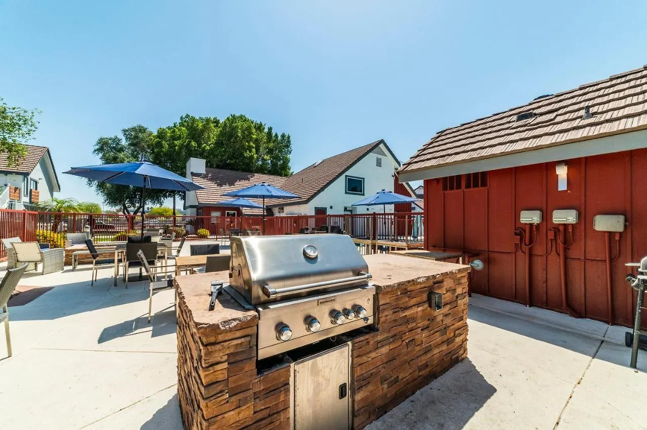 Apartment Metro Phx Downstairs Studio Sleeps 4 Ada Accessible Phoenix United States