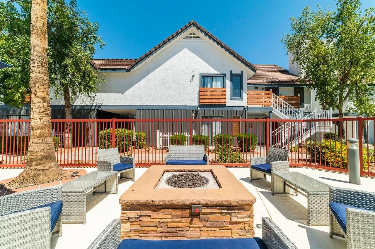 Metro Phx Downstairs Studio Sleeps 4 Ada Accessible Phoenix Apartment