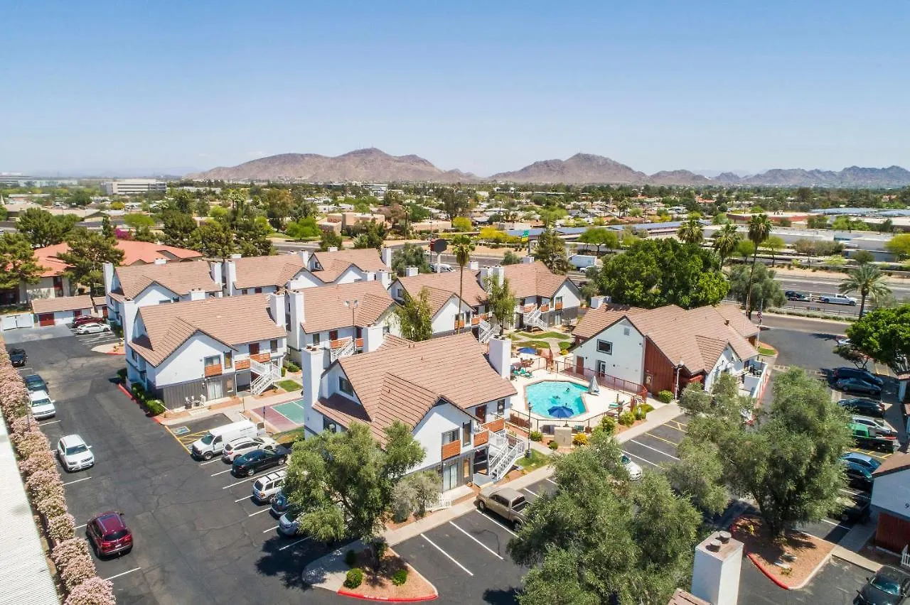 Metro Phx Downstairs Studio Sleeps 4 Ada Accessible Phoenix