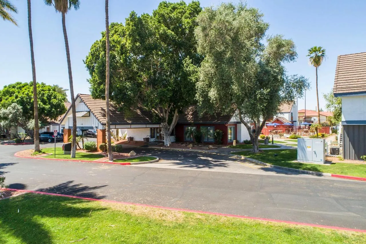 Apartment Metro Phx Downstairs Studio Sleeps 4 Ada Accessible Phoenix United States